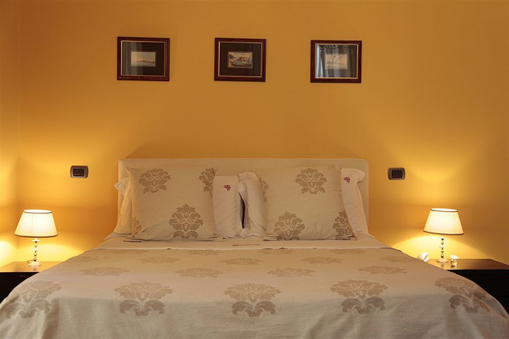 B&B Orsini 46 Neapel Exterior foto